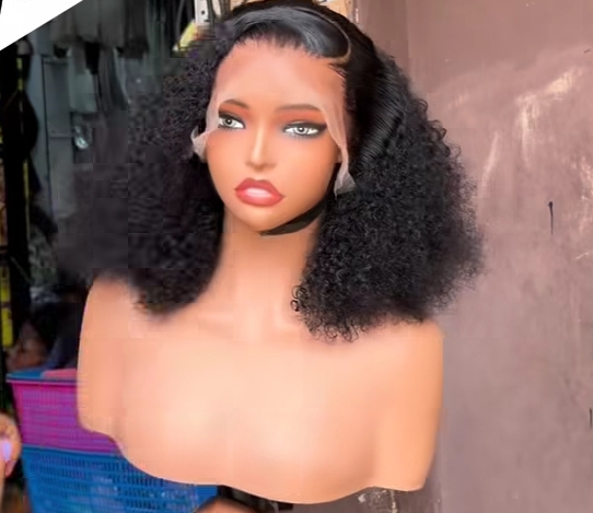 Wig fendy full frontal